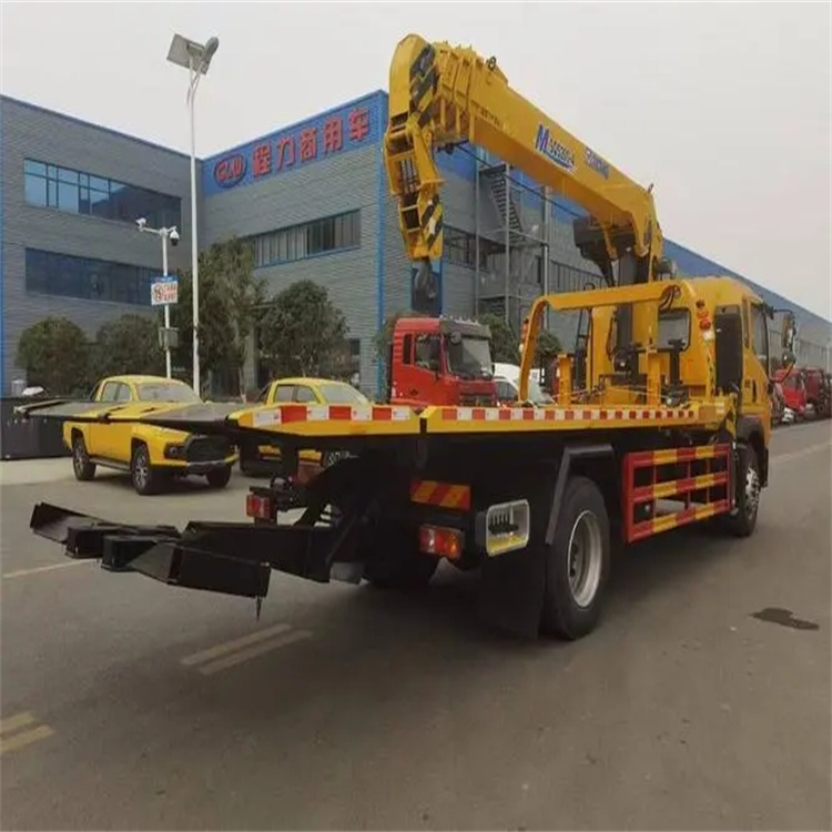 六安附近小随车吊出租电话，轻松解决搬运烦恼